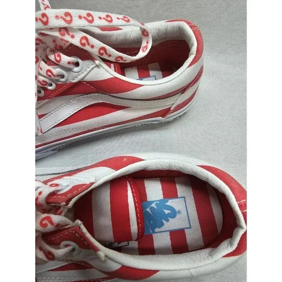VANS Old Skool International Stripes Where's Waldo Skate Shoes Mens 6.5/Womens 8 - Picture 3 of 13